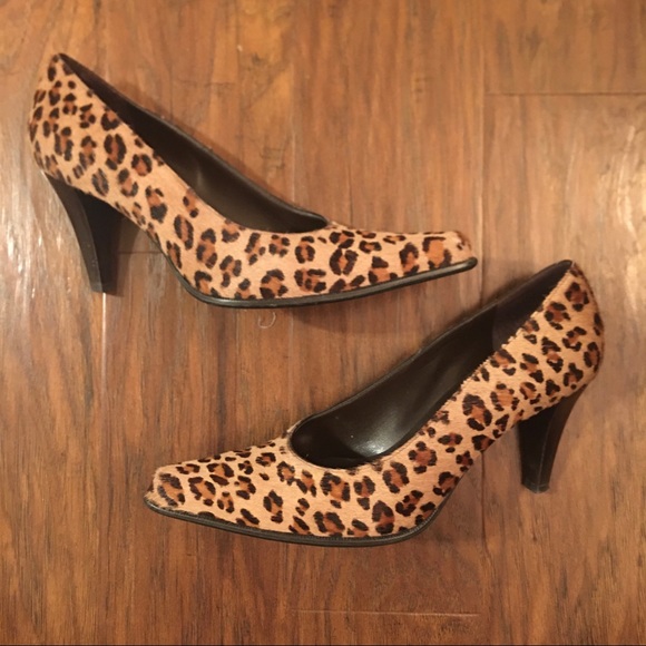 Franco Sarto Shoes - Franco Sarto Shoes L-Devlin Tan Chetah Pony Animal Hair Pumps Size 9M